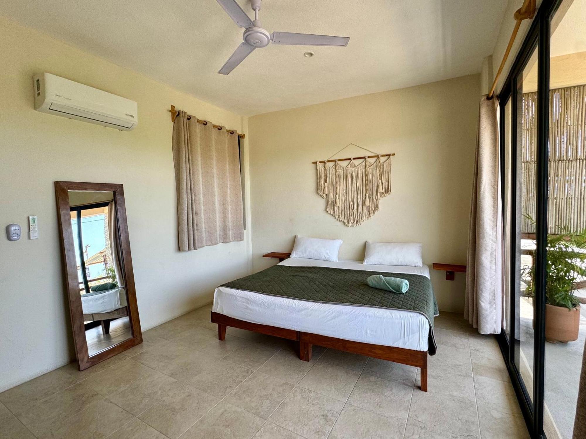 Casa Zianda - Amplios Apartamentos Con Vista Al Mar - A 7 Minutos Caminando De Playa Zicatela Brisas de Zicatela المظهر الخارجي الصورة