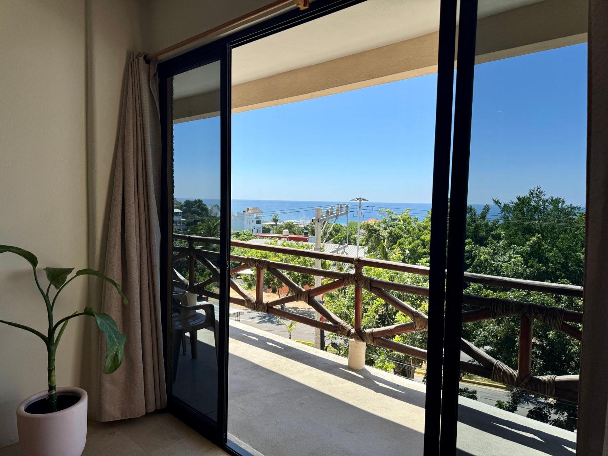Casa Zianda - Amplios Apartamentos Con Vista Al Mar - A 7 Minutos Caminando De Playa Zicatela Brisas de Zicatela المظهر الخارجي الصورة