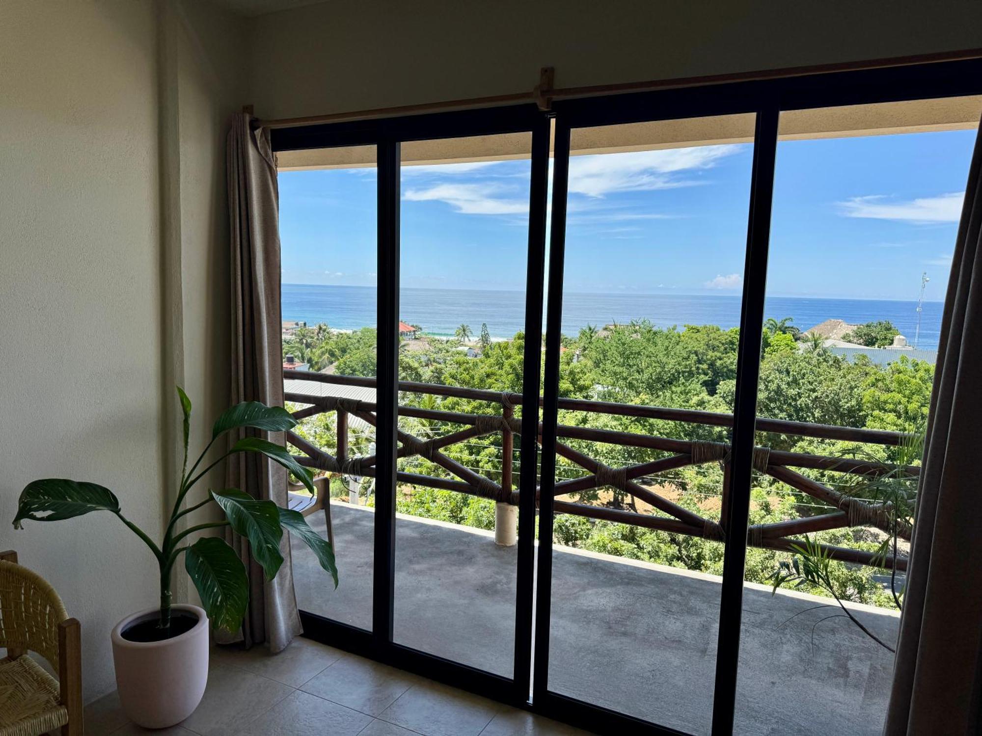 Casa Zianda - Amplios Apartamentos Con Vista Al Mar - A 7 Minutos Caminando De Playa Zicatela Brisas de Zicatela المظهر الخارجي الصورة